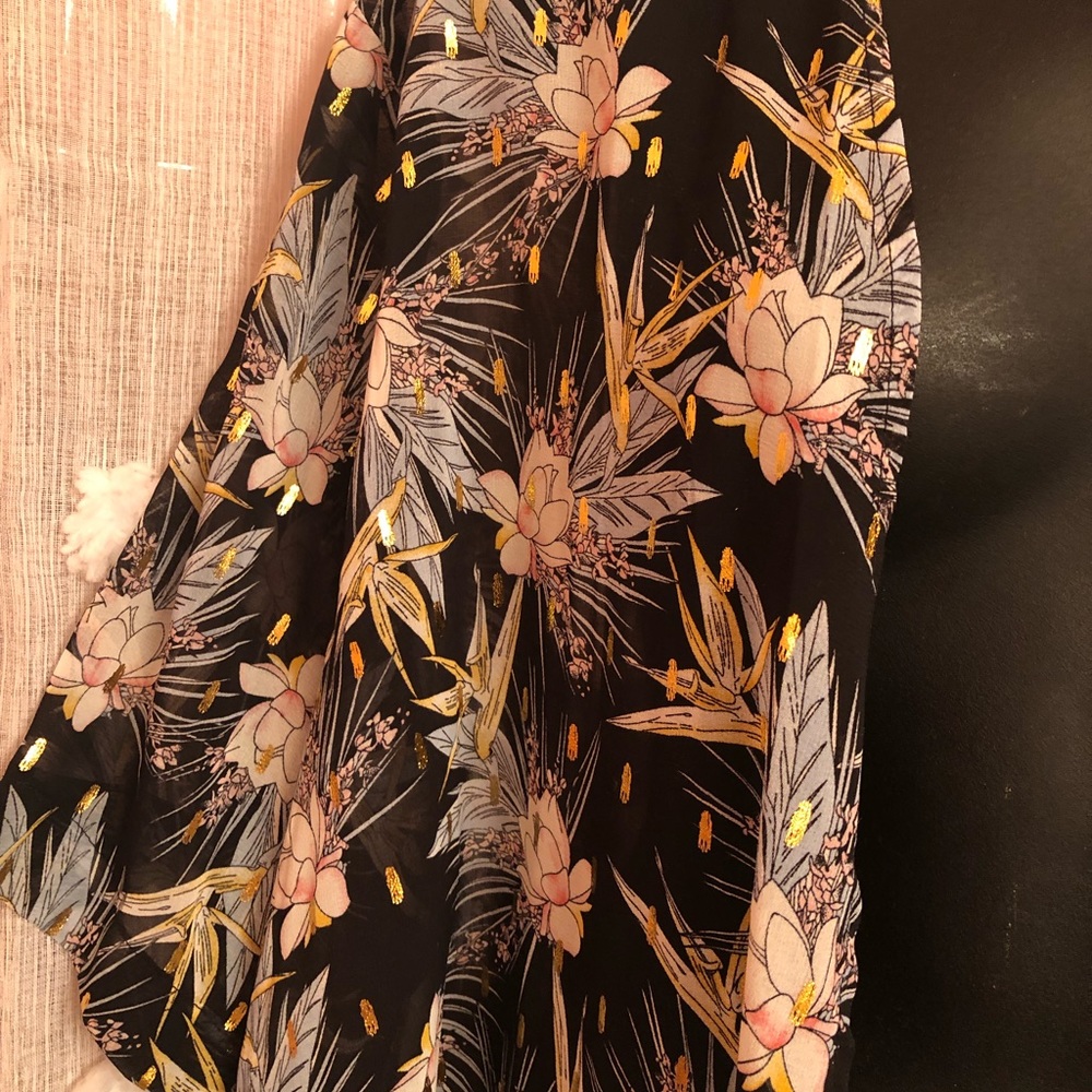 Tunic - Picture 2 of 4